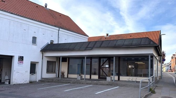 Det er her på adressen Danmarksgade 5 i Hjørring, at Musikbutikken Hjørring åbner. Privatfoto