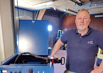 Martin Jennet hos JMC Coatable har importeret fire avancerede lasermaskiner fra Kina. Foto JMC Coatable.