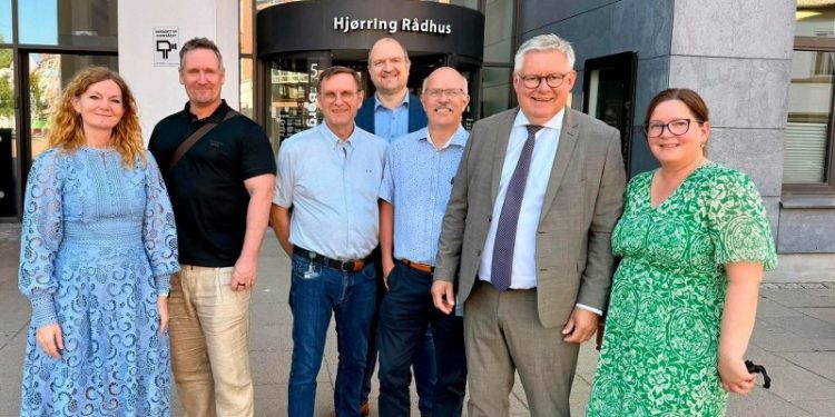 Venstres byrådsgruppe med Betina D. Jensen, Claus Mørkbak Højrup, Michael Engbjerg, Christian Engen, Lars Høgh, Søren Smalbro og Lone Olsen. Foto: Privat.