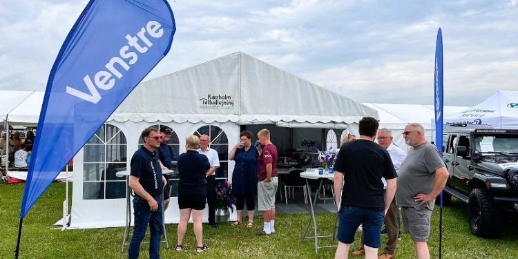 Borgmesterpartiet Venstre var traditionen tro repræsenteret med en stand på weekendens Hjørring Dyrskue. Foto: Privat.