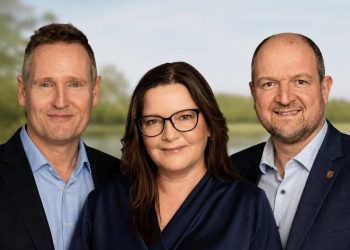 Claus Mørkbak Højrup, Lone Olsen og Christian Engen fra Venstre. Foto: Venstre.