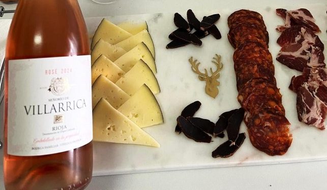 Villarrica Rose Rioja – Traditionel rosé fra Rioja - med spanske specialiteter. Privatfoto