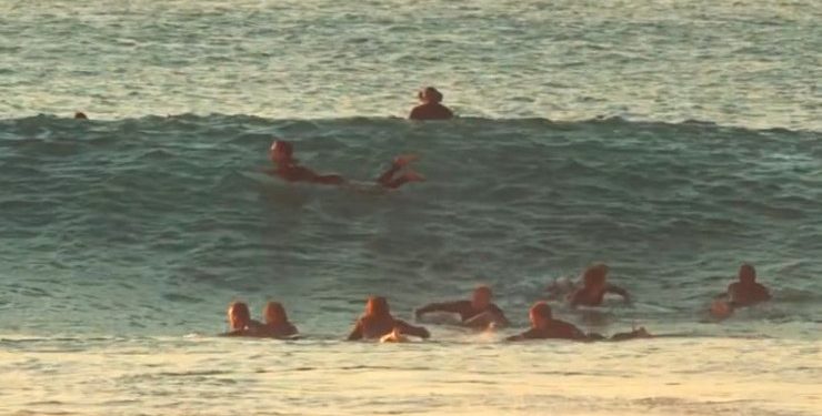 Fra filmen "The Surfer".