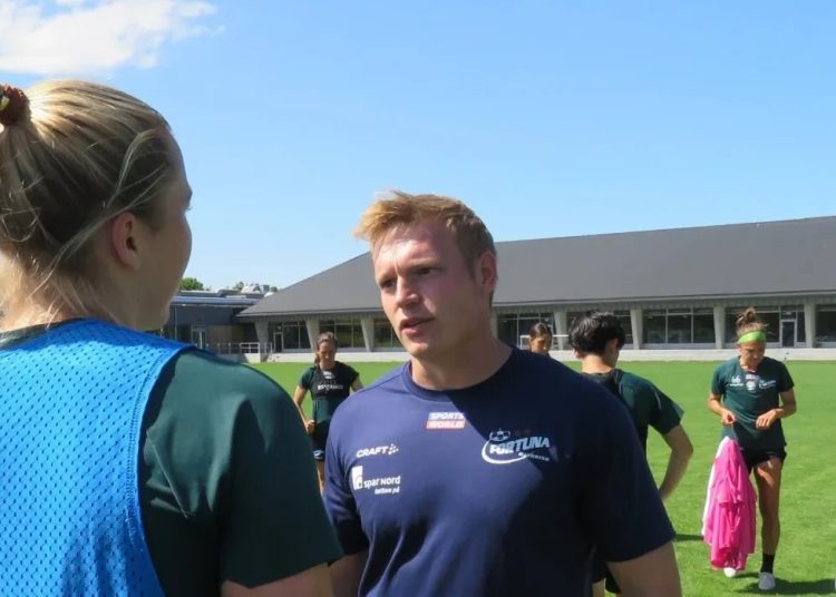 Cheftræner Niclas Hougaard. Foto: Fortuna.