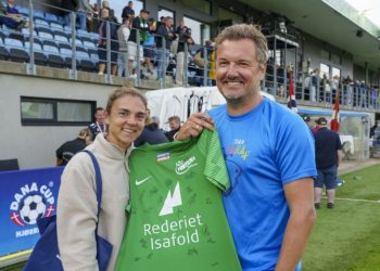 Janelle Cordia, spillende sportschef i Fortuna, sammen med Thomas Klimek
Foto: Hans Ravn.