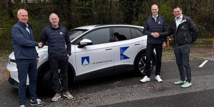 Fra venstre er det Henrik Rasmussen (Områdechef, InstallatørGruppen), Martin Søndergaard (Ejerleder, Erik Lytzen A/S), Anders Nielsen (Ejerleder, Erik Lytzen A/S), Peter Frandsen (Country CEO, InstallatørGruppen).