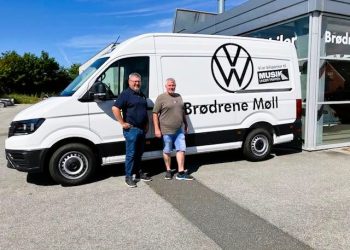 Claus Neve Olsen sammen med erhvervskonsulent Peter Frederiksen fra Brødrene Møll A/S. Foto: MUT.