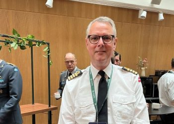 Direktør Martin Sort Mikkelsen fra Nordjyske Jernbaner ses her med rang af Captain. Foto: Privat.