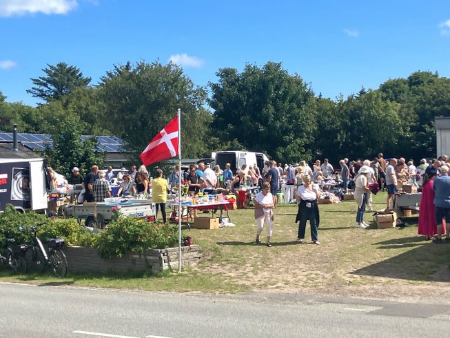 Loppemarkeder er populære i Tversted. Arkivfoto: Palle W. Nielsen